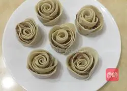 Illustration of how to make rose dumplings 7