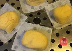 Illustration of how to make pumpkin steamed buns 5