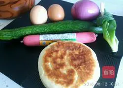 Ham, steamed buns and eggs Illustration of how to make cakes (for two people) 1