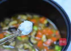 Illustration of braised rice with sausage, carrot and mushroom 6