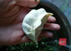 Illustration of how to make homemade dumplings 8