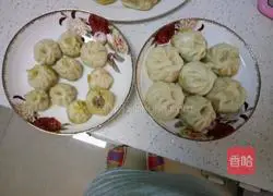 Illustration of how to make carrot meat buns 5