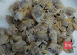 Seafood Clam Wonton Recipe Illustration 3