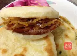 Illustration of how to make sausage sandwich cake 9