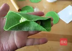 Illustration of how to make Sixi dumplings 9