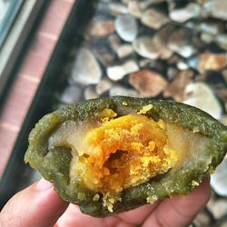 Wild vegetable grass cake