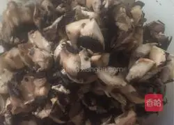 Illustration of how to make stuffing for steamed buns with potatoes, cabbage, minced meat, mushrooms and cauliflower 4