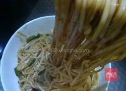 Oyster sauce and tomato sauce Illustration of how to make noodles 9