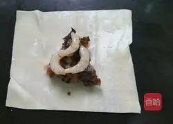 Illustration of how to make shrimp wontons 12