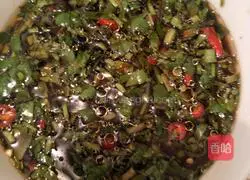 Double color Illustration of how to make dumplings 6