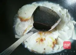 Illustration of how to make green onion noodles 7