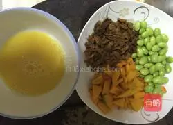 Illustration of how to make tomato sauce fried rice 3