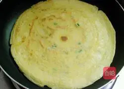 Illustration of how to make green onion and egg pancakes 7