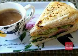 Big Mac Sandwich Recipe Illustration 14