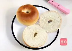 Bagel Burger Recipe Illustration 16