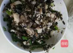 Illustration of how to make plum and vegetable pancakes 4