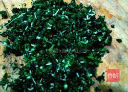 Illustration of making dumplings stuffed with shepherd's purse 7