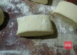 Illustration of how to make steamed buns 3