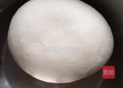 Illustration of how to make eggplant and pork dumplings 6