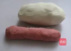 Illustration of how to make Little Pig Red Bean Paste Rice Balls 8