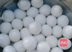 Illustration of how to make fried glutinous rice balls 3