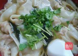 Illustration of how to make wontons 7