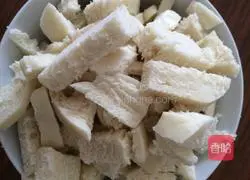 Illustration of how to make golden steamed buns 2