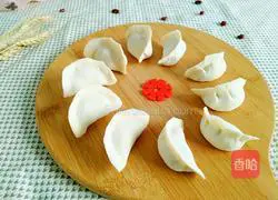 Illustration of how to make cabbage and pork dumplings 16