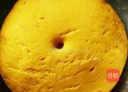 Illustration of how to make rose pumpkin steamed buns 1