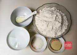 Illustration of how to make jujube steamed buns 1