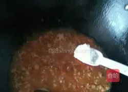 Illustration of how to make tomato and minced meat noodles 9