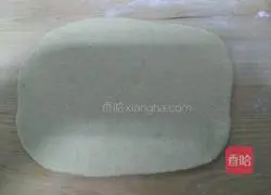 Illustration of how to cut honey bean steamed buns 4