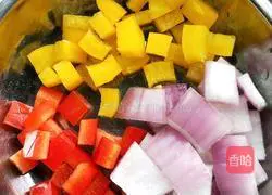 Pattaya Fried Rice (Omelet Rice) Recipe Illustration 2