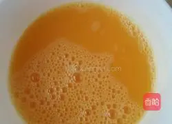 Illustration of how to make egg fried rice 2