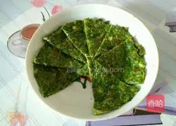 Illustration of how to make celery leaf egg pancake 7