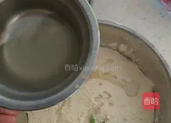 Illustration of how to make cornmeal steamed buns 2