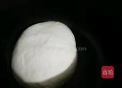 Illustration of how to make two-color steamed buns 3