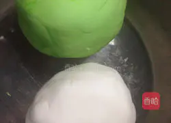 Illustration of how to make crystal cabbage steamed dumplings 6