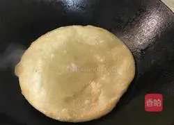 Illustration of how to make egg-filled pancake 8