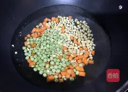 Illustration of how to make colorful fried rice 2