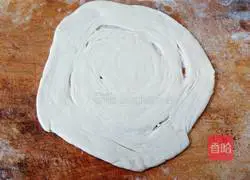 Illustration of how to make hand pancake rolls 11