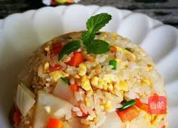 Egg Fried Rice Recipe Illustration 1