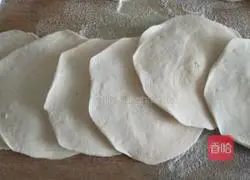 Baozi...Alfalfa Egg Vermicelli Filling Recipe Illustration 13