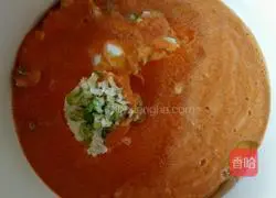 Illustration of how to make carrot, egg and scallion pancakes 6