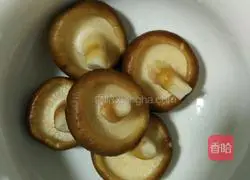 Illustration of how to make mushroom and tofu buns 2