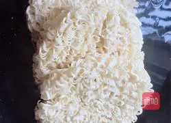 Illustration of how to make tomato and egg fried noodles 2