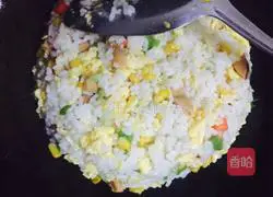 Vegetable and Egg Fried Rice Recipe Illustration 9