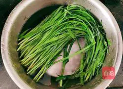 Illustration of how to make beef brisket and leek buns 5