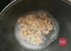 Illustration of how to make slap fried rice 3