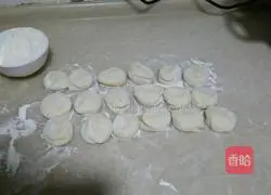 Illustration of how to make beef and radish buns 7